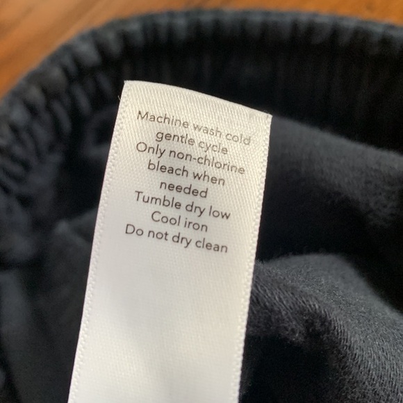 Athleta Printed Farallon Jogger Pants Women’s Blue Black Camo Drawstring Size 6T - Picture 9 of 12